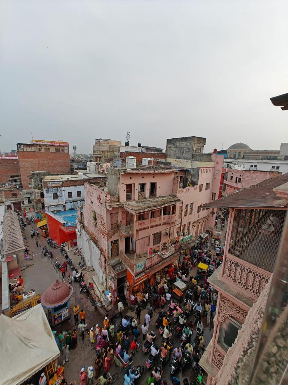 Shri Kailash Pati Guest House- Opposite Kashi Vishwanath Temple Váránasí Exteriér fotografie